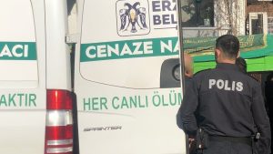 Aile faciasında hayatını kaybeden Erzincanlı anne ve oğlu